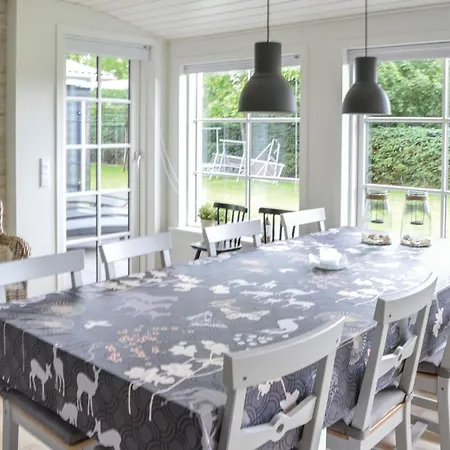 5 Bedroom Awesome In Hadsund * Nørre Hurup