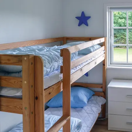 Holiday home 5 Bedroom Awesome In Hadsund
